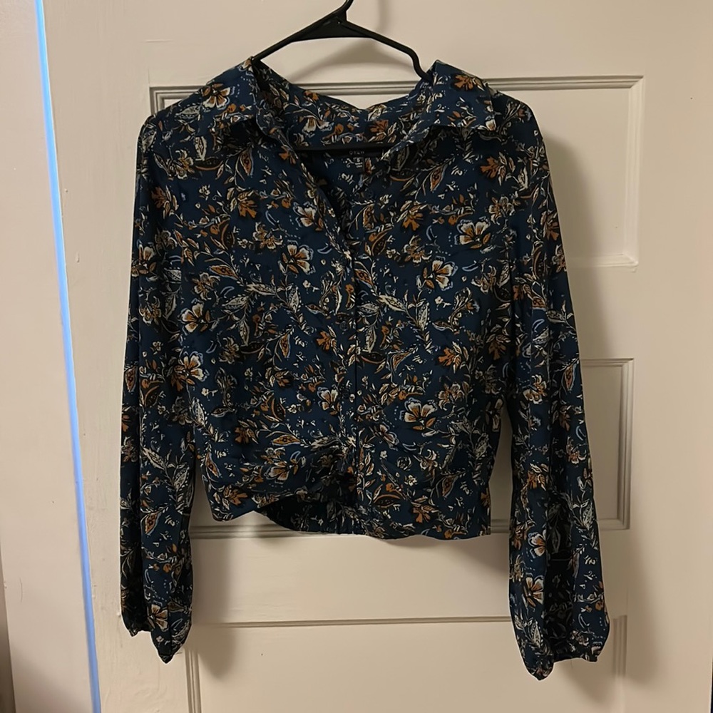 NWOT cropped blouse